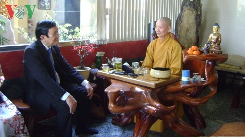 President pays Tet visits to Ho Chi Minh city’s residents - ảnh 1